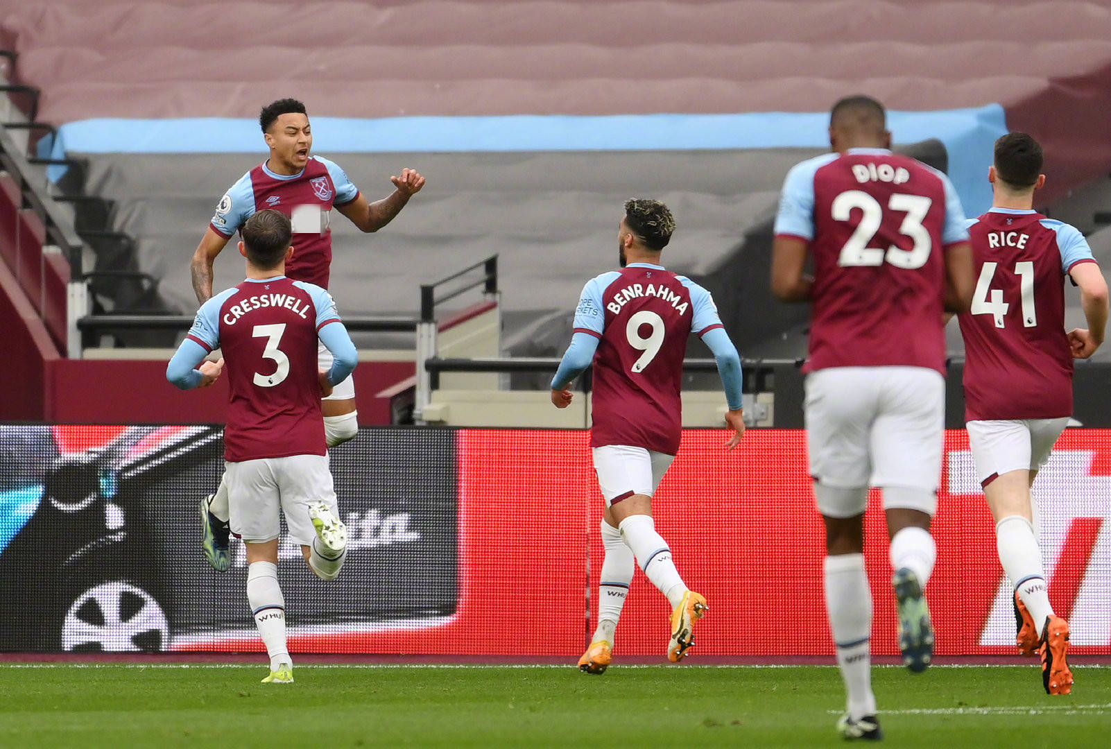 官方：在对阵北爱尔兰的世预赛前，德国足协将表彰胡梅尔斯